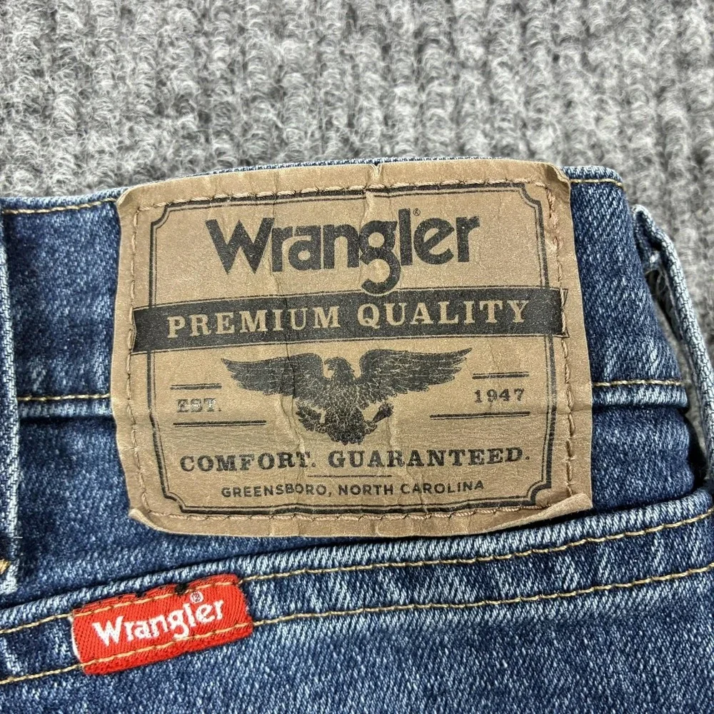 Wrangler Denim Shorts Mens 36 Blue Relaxed Fit Stretch Bermuda Casual Summer